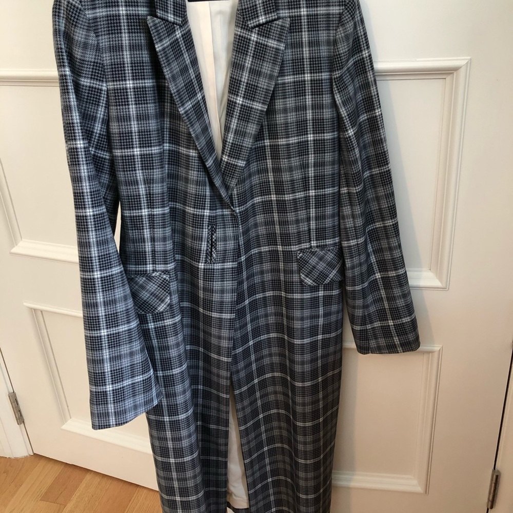Posh plaid duster trench by Mo&Co